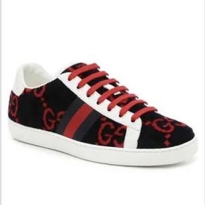 Gucci Sneakers for Women - Poshmark